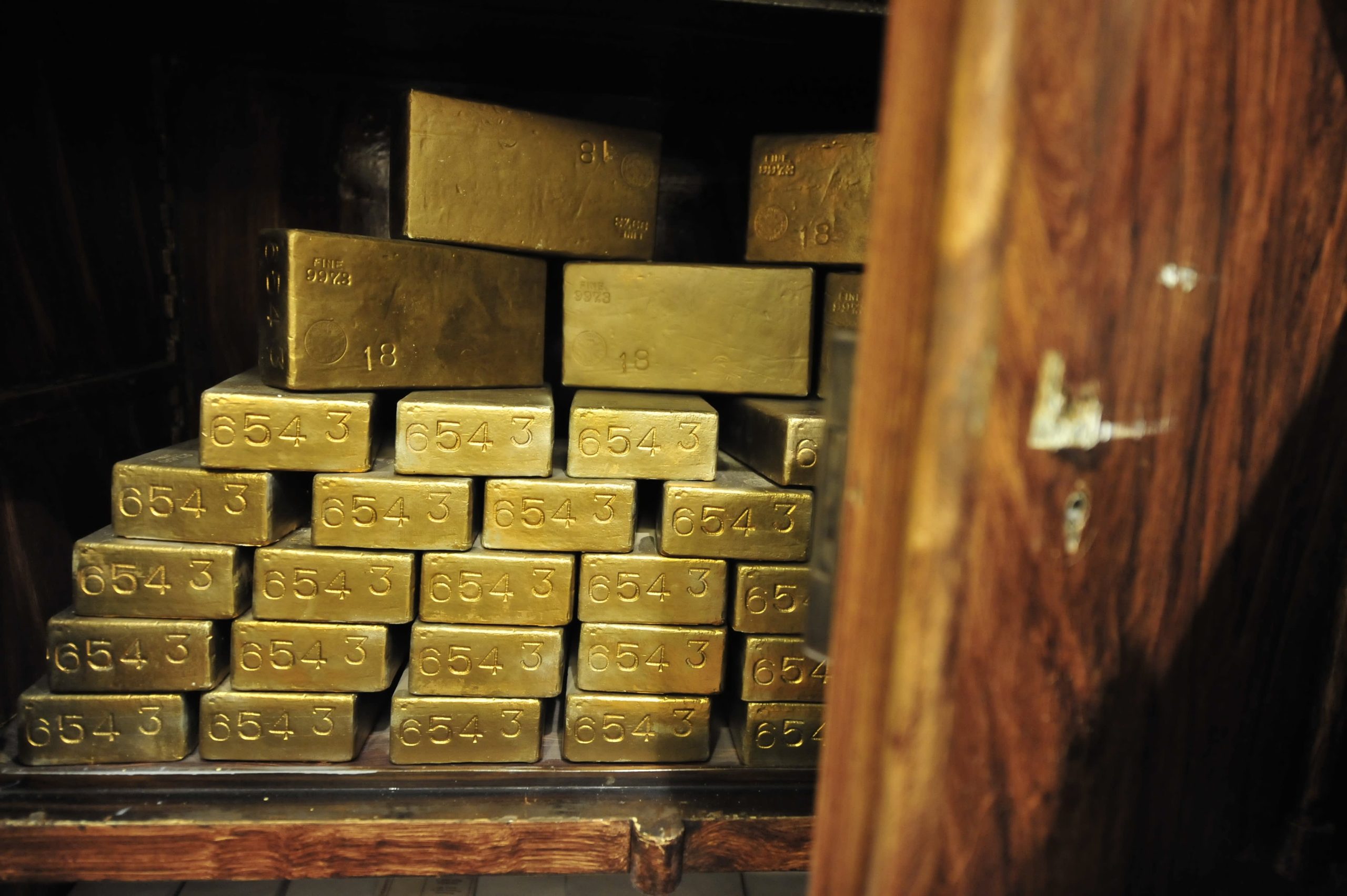 Золотые резервы Узбекистана «обмелели» на полмиллиарда долларов