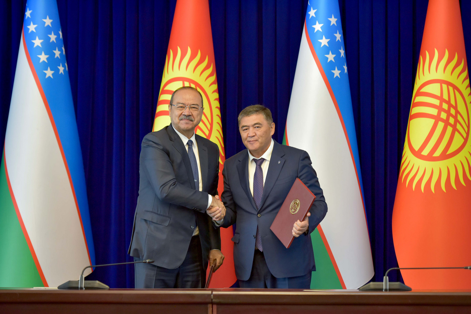 Узбекистан и Кыргызстан подписали совместный протокол по границе