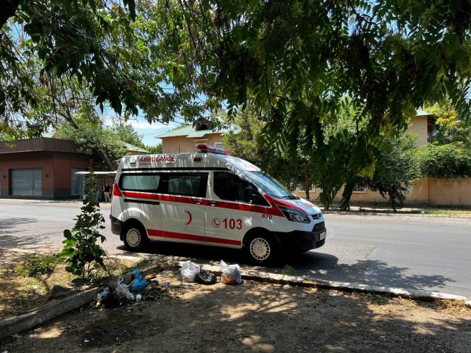 В Карши под колесами автомобиля погиб 11-летний мальчик