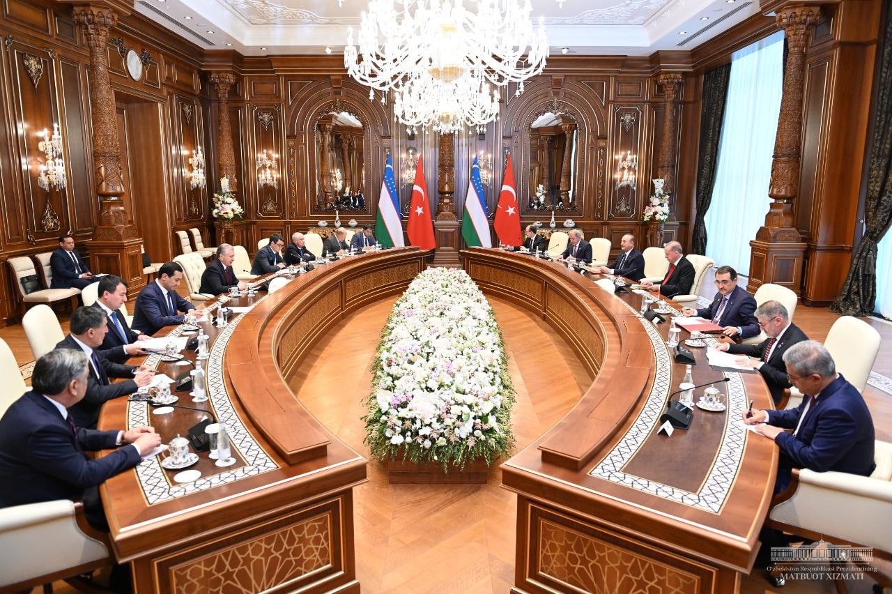 Мирзиёев и Эрдоган обсудили увеличение объема прямых турецких инвестиций