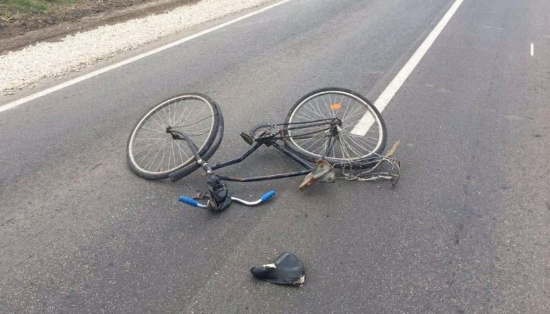 В Самарканде грузовик сбил школьника на велосипеде