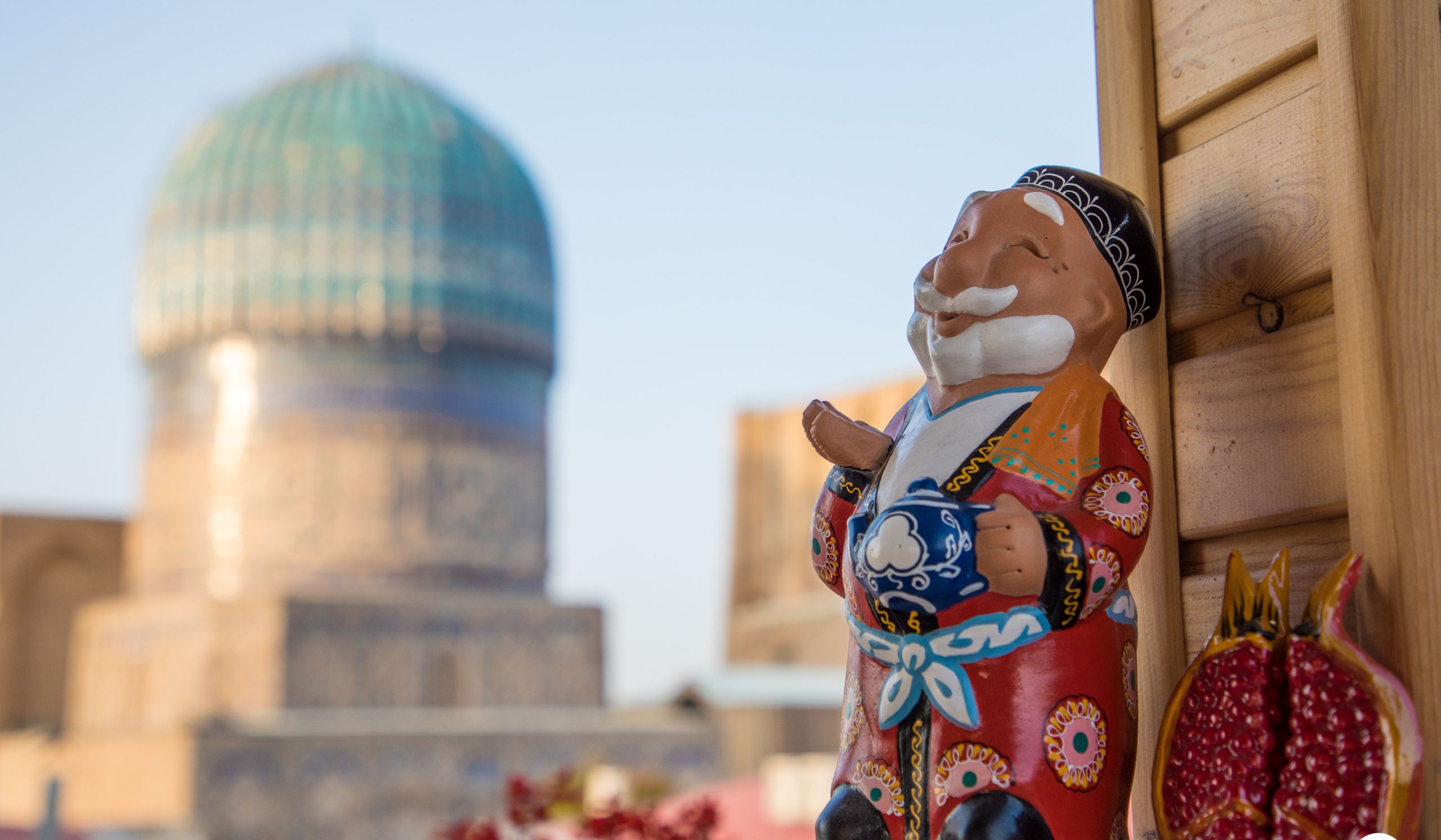 Иностранные туристы стали больше тратить в Узбекистане