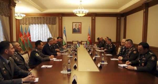 Минобороны Узбекистана и Азербайджана договорились о сотрудничестве в 2023 году