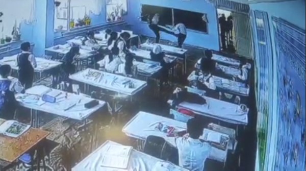 В Намангане учитель географии избил ребенка перед всем классом
