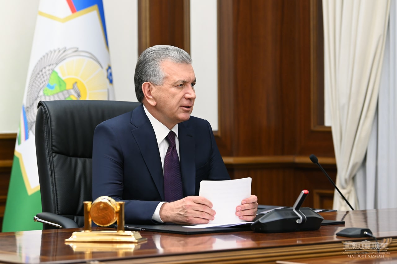 Президент дал поручения по обеспечению узбекистанцев осенью и зимой