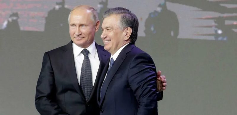 Мирзиёев наградил Путина орденом к 70-летнему юбилею
