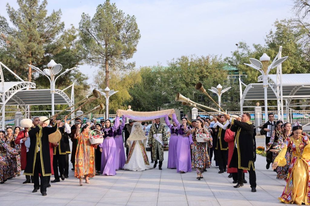 В Ашхабаде открыли парк «Ташкент»
