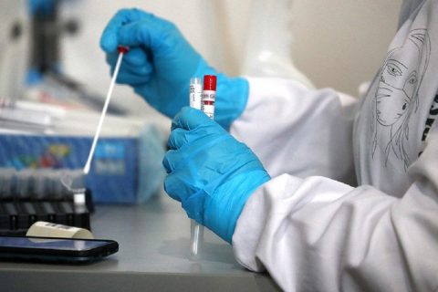 В Узбекистане третий день подряд выявляют больше ста случаев заражения коронавирусом