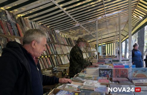 «Он нас не отфутболил»: Продавцы рассказали детали проблемы сноса книжных рядов возле ЦУМа
