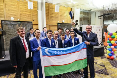 Сборная Узбекистана по шахматам завоевала «серебро»