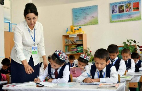 В Узбекистане за вмешательство в работу педагогов могут наказать