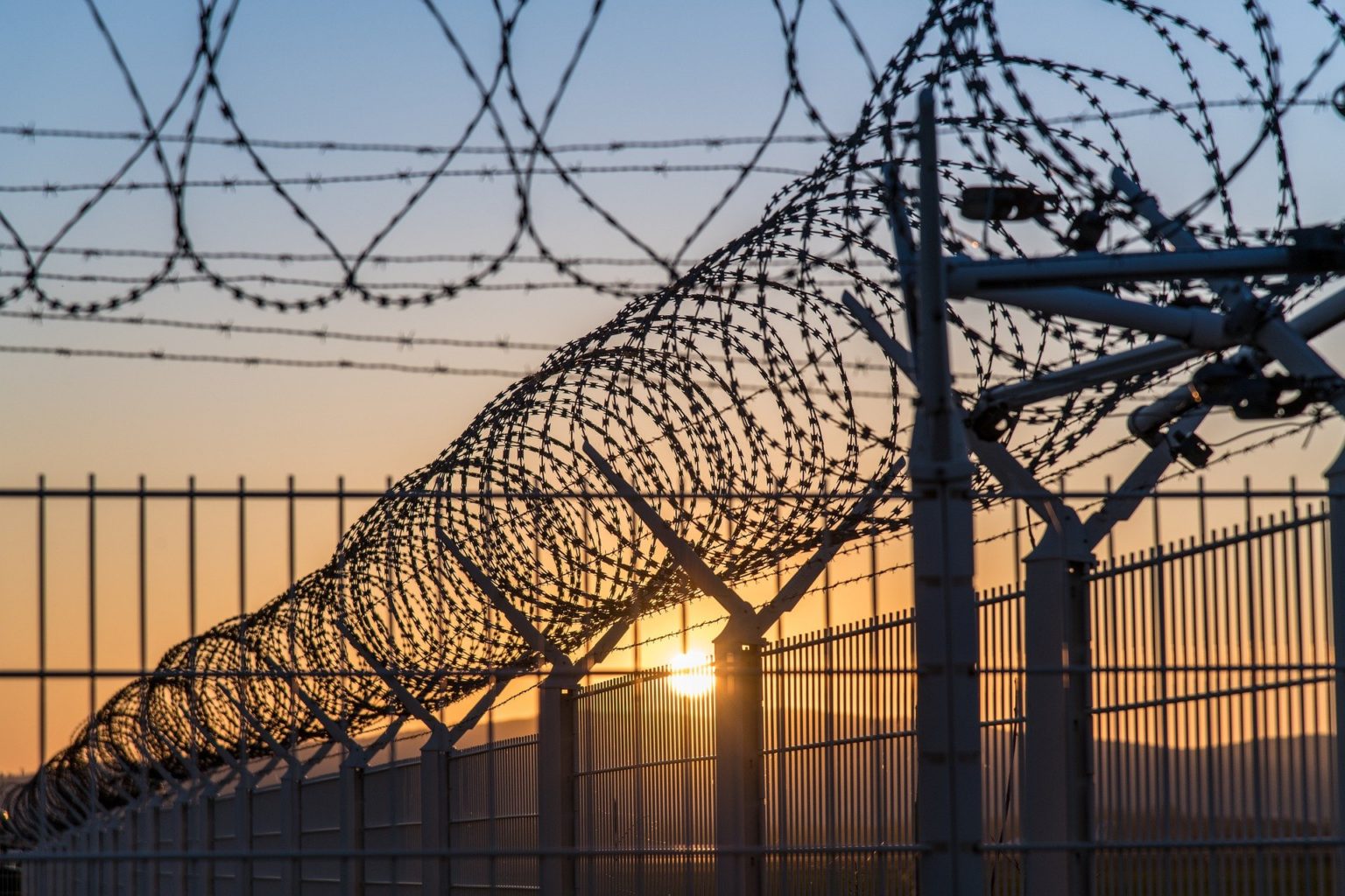 В Узбекистане стало меньше заключенных