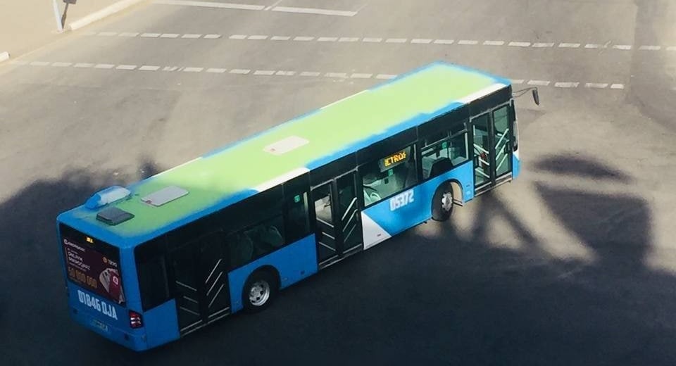 В Ташкенте появились недокрашенные автобусы