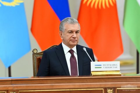 Шавкат Мирзиёев принял участие в неформальной встрече лидеров СНГ