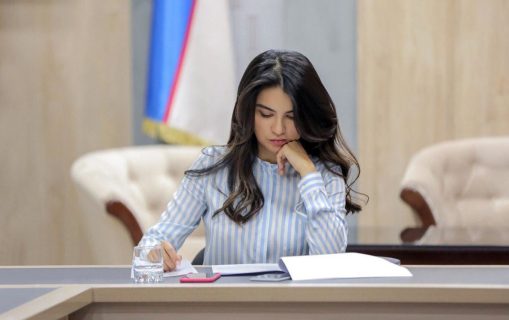 В Узбекистане будут наказывать за привлечение учителей к нерабочим обязанностям