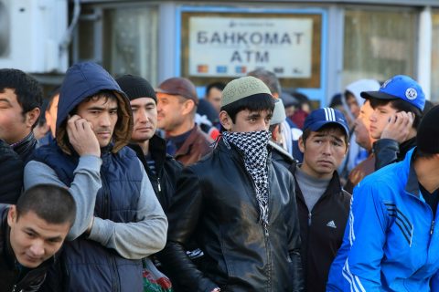 Как Узбекистану остановить отток мигрантов — мнение эксперта