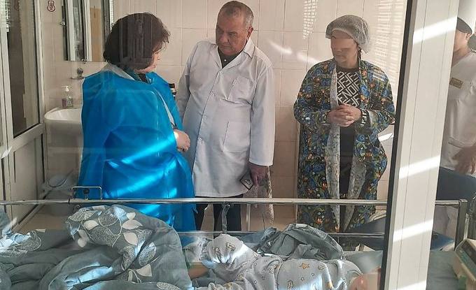 В Самарканде 18 детей скончались из-за препарата от простуды