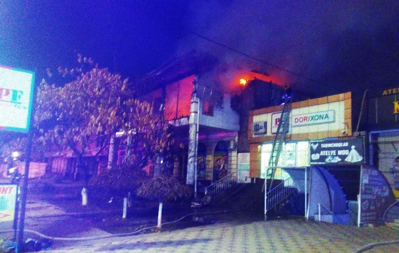 В Ташкенте загорелся детский сад