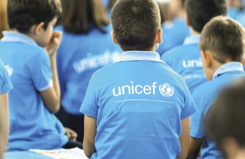 ЮНИСЕФ запросил более 10 млрд долларов на поддержку детей