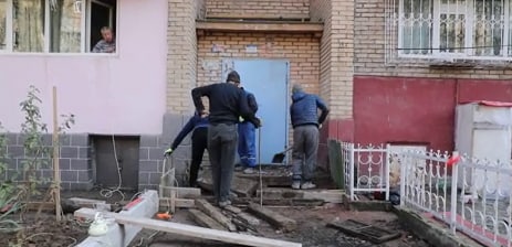 В Учтепинском районе облагородили многоэтажку, в которой побывал президент