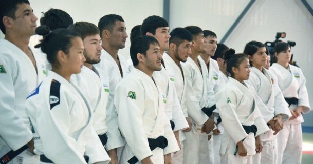 В Узбекистане перенесли чемпионат по дзюдо из-за аномального холода