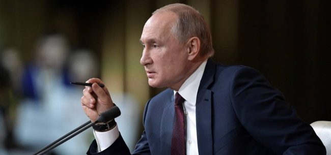 Путин приказал временно прекратить войну на Украине