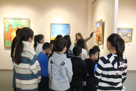 В Узбекистане организовывают путешествия для школьников