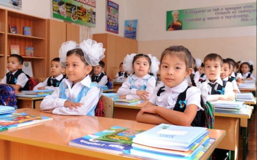 Выяснилось, когда в Узбекистане введут новые учебники для начальных классов