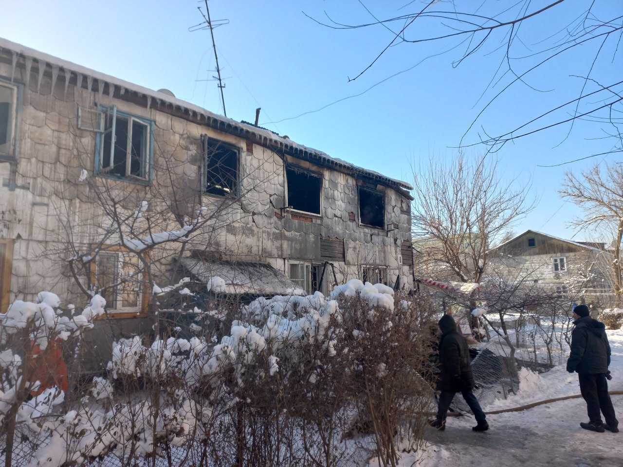 В Ташкенте сгорел жилой дом из-за отопления мазутом