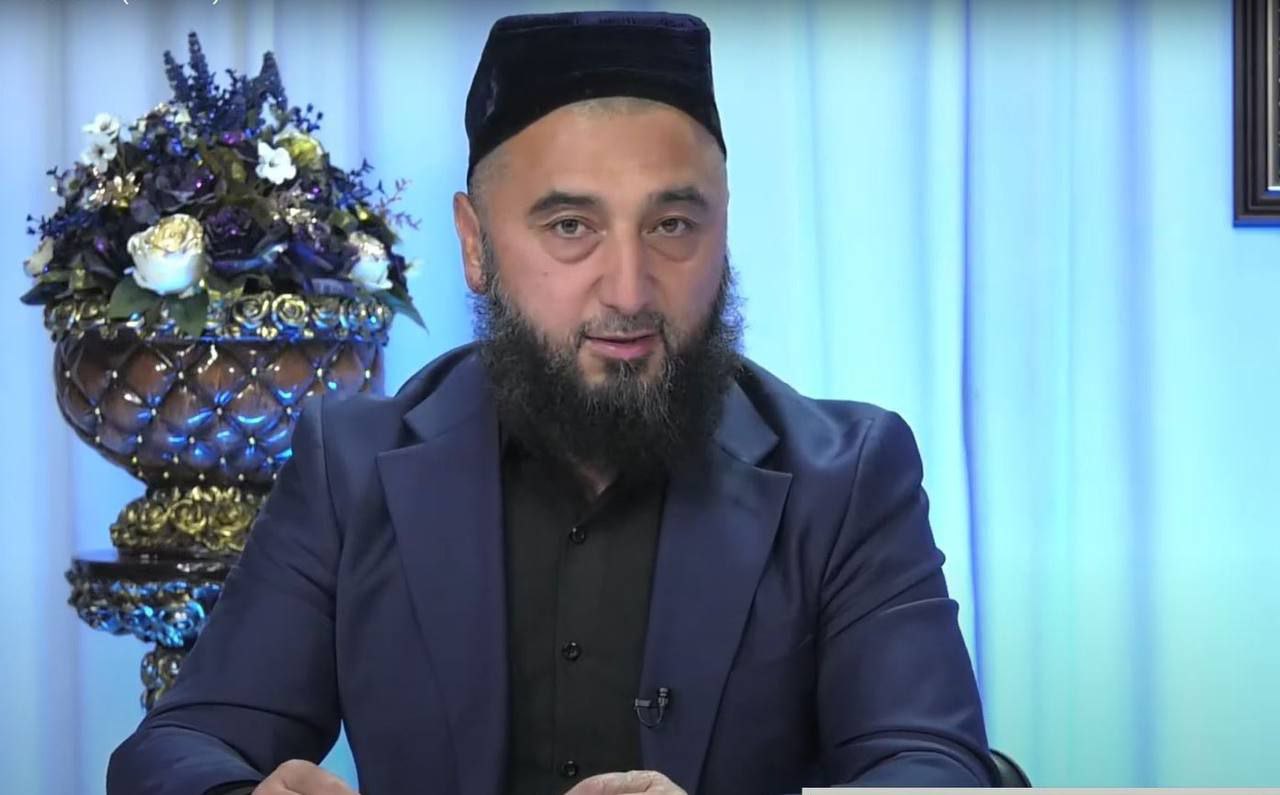 Имама мечети «Эшонхўжа ота» Авазходжу Бахромова освободили от должности и арестовали