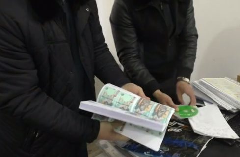 В Узбекистане напечатали почти полмиллиарда поддельных сумов