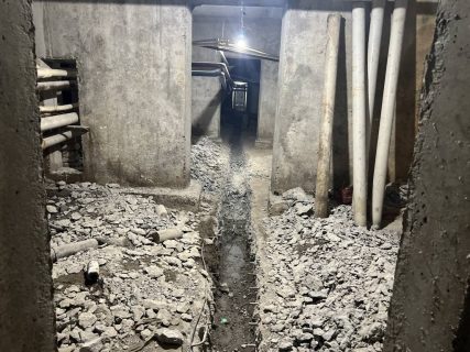В Ташкенте предприниматель разрушил несущие стены цокольного этажа девятиэтажки