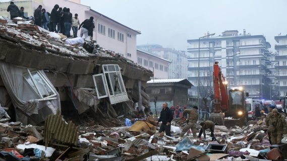 В Турции от землетрясения пострадало село с 10 тысячами этнических узбеков