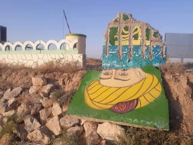 «Борьба с идолами»: В Афганистане разрушили памятник Алишеру Навои