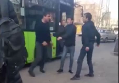 В Ташкенте опять подрались водители автобусов