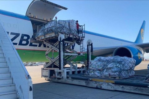 Узбекистан отправил в Турцию 170 тонн гуманитарной помощи