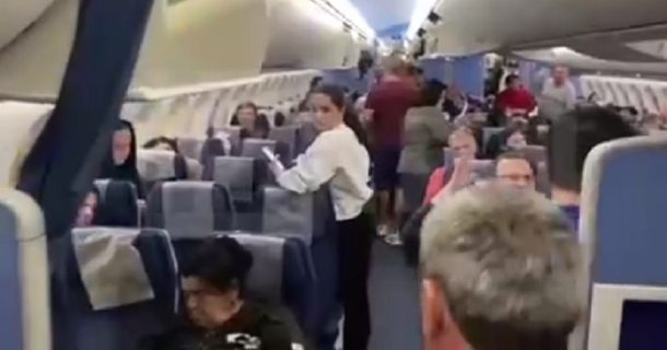 210 пассажиров рейса «Ташкент — Москва» заперли на четыре часа в самолёте