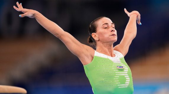 Оксана Чусовитина завоевала очередную медаль на Кубке мира в Дохе — видео