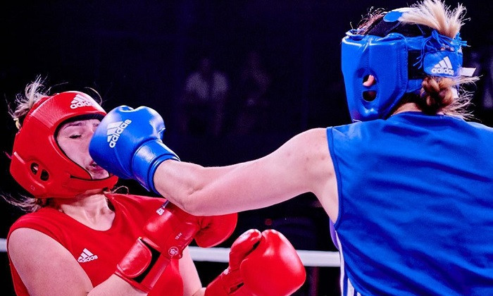 Сборная из Узбекистана удостоилась медали на чемпионате по женскому боксу