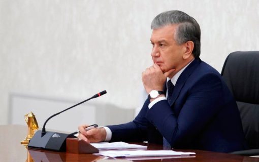Узбекистанцы смогут покупать акции напрямую у предприятий: президент утвердил новую программу приватизации