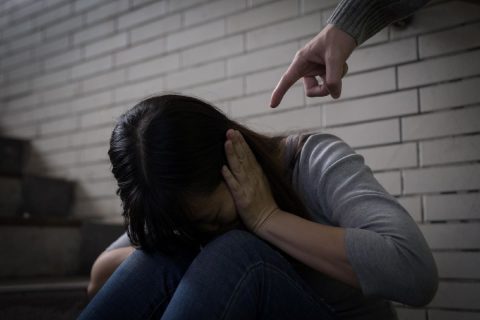В Узбекистане криминализировали домашнее насилие
