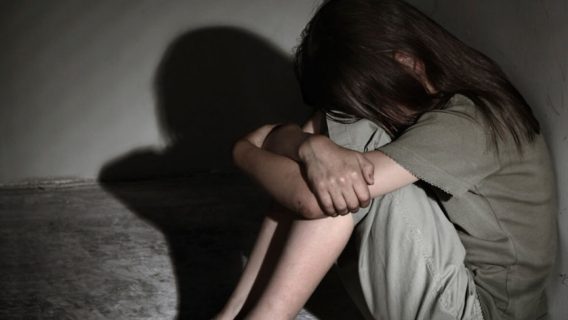 Житель Намангана изнасиловал девочку: мужчина всё ещё на свободе