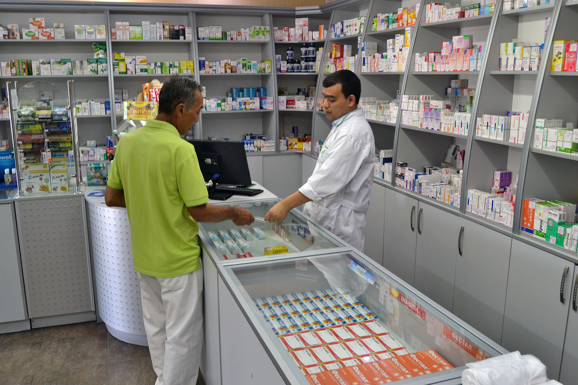 В Узбекистане искоренят искусственное завышение цен на лекарства