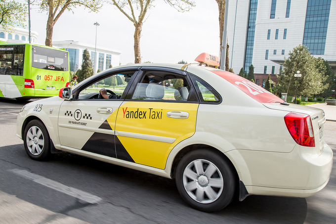 «Яндекс Такси» начнет страховать жизни водителей и пассажиров