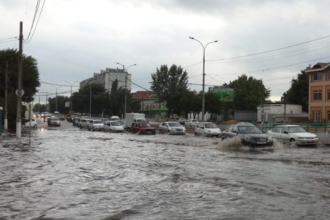 Хоким Ташкента поручил потратить сотни миллионов сумов на борьбу с потопами