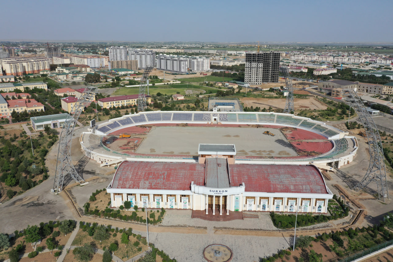 В Термезе реконструируют стадион «Сурхон Арена» — фото