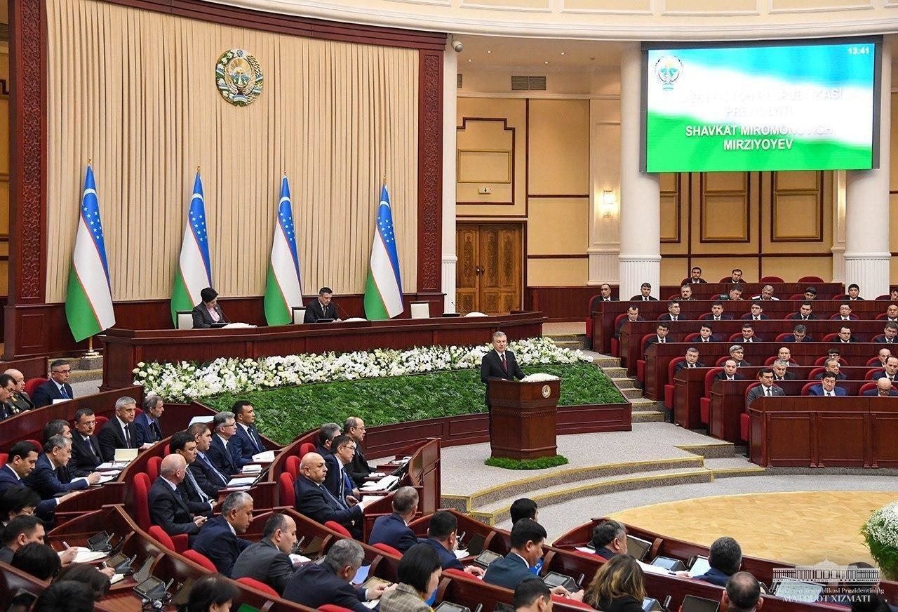 В Узбекистане введут смешанную избирательную систему для депутатов