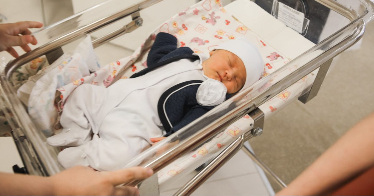 Узбекистанки за сутки рожают в среднем 2,3 тысячи детей