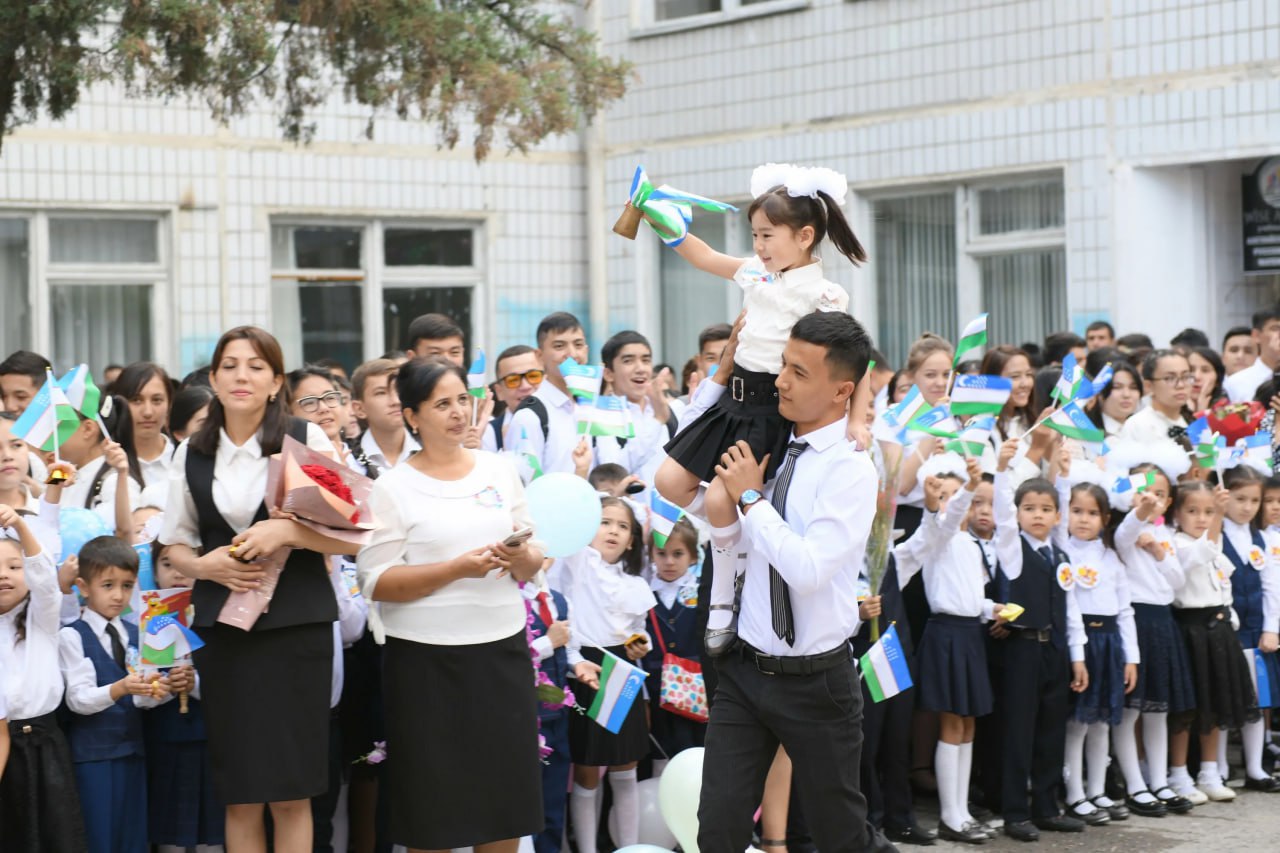 В Узбекистане изменят систему зачисления детей в школы