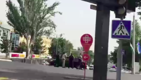 В центре Ташкента правоохранители открыли стрельбу — видео